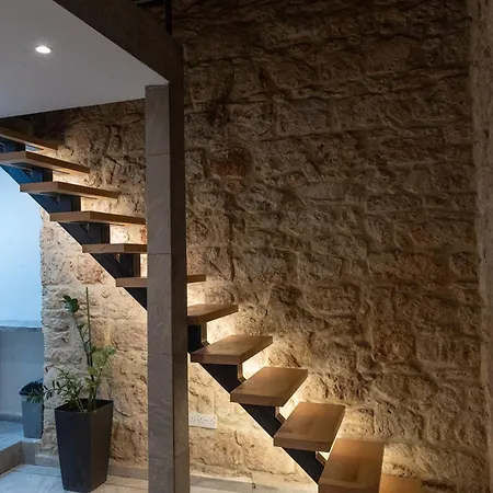 Sente Loft 아파트 파포스